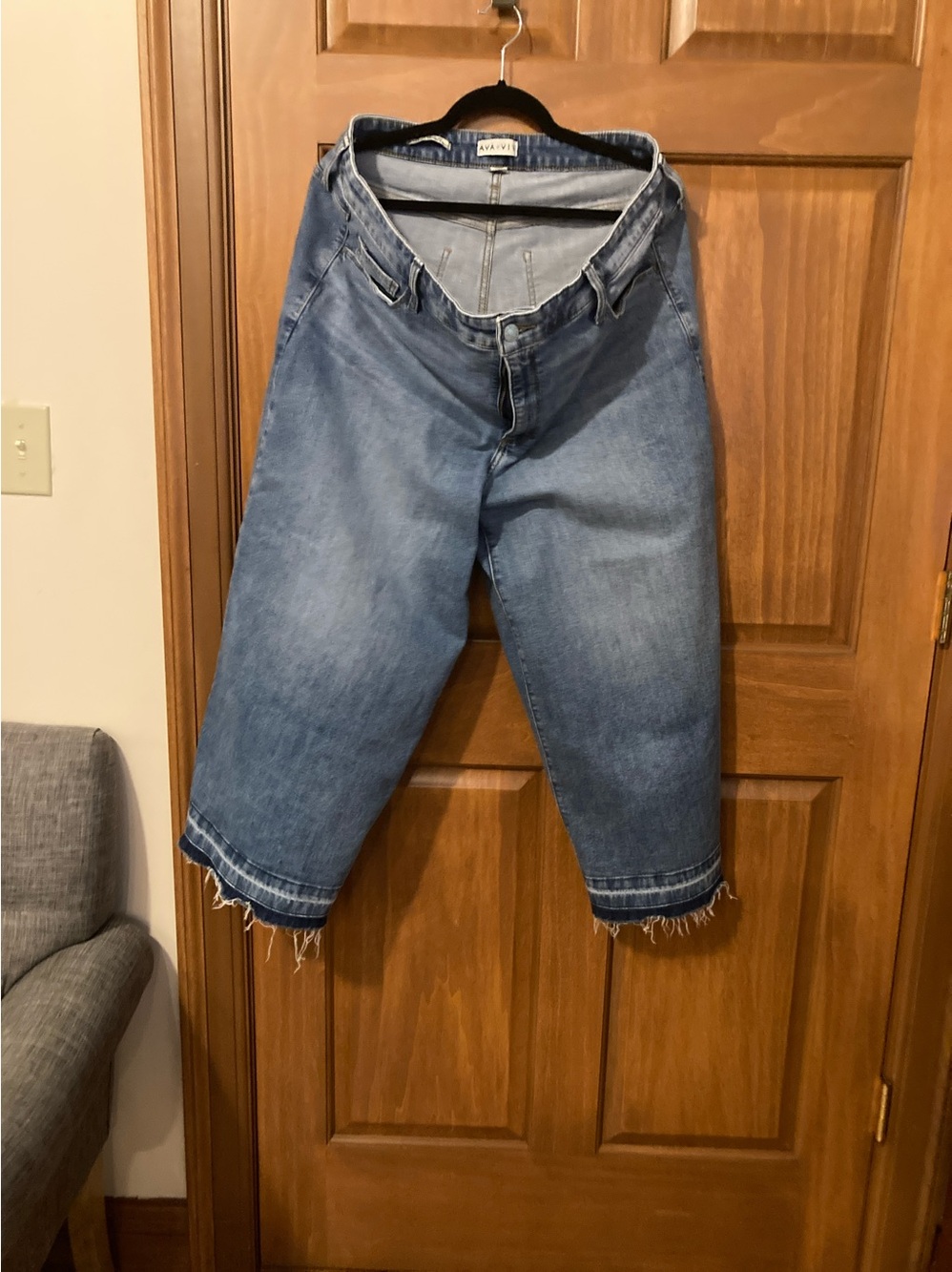 Ava & Viv Washed Blue Cropped Ankle Jeans